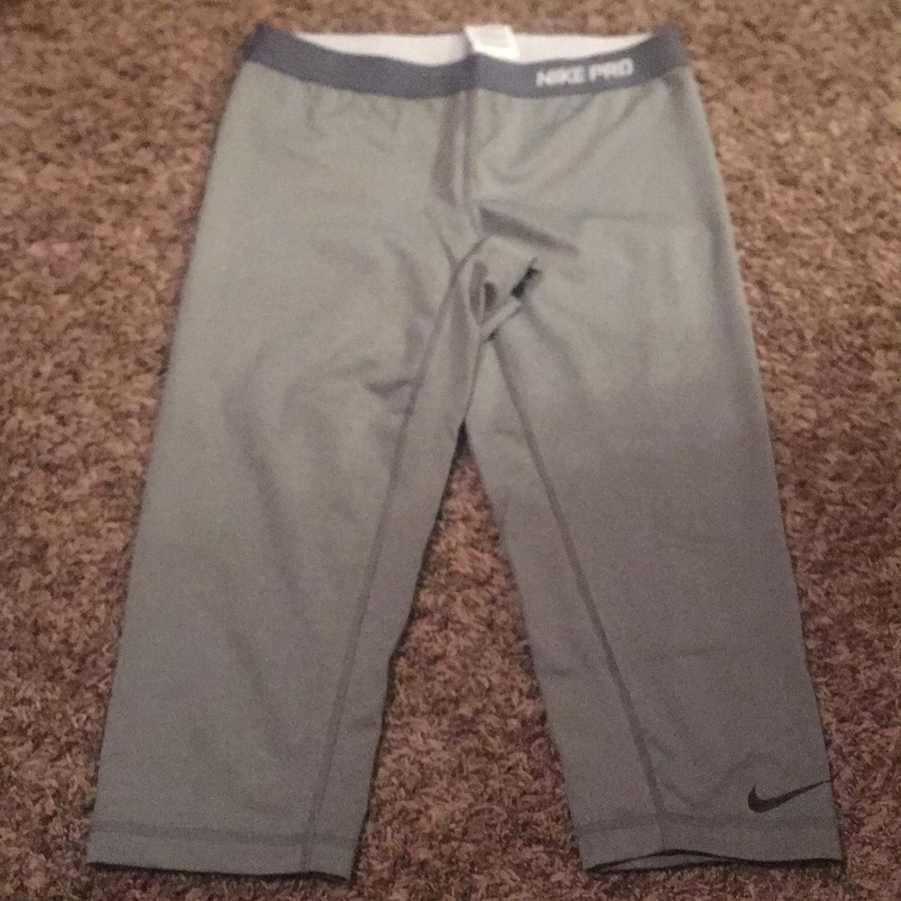 Nike pro Capri workout legging